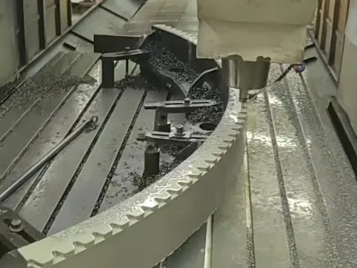 التخصيص المحدد من قبل العميل: الطحن القنطري باستخدام الحاسب الآلي لحلقات التروس - كيف تعمل ماكينات Tangshan Yuexin على تطوير الآلات الدقيقة بشكل مطرد