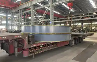 مشاكل دقة تركيب المعدات الثقيلة؟ تقوم شركة Tangshan Yuexin Machinery بشحن قاعدة مخصصة غير قياسية، مما يحل تحديات أجزاء الأساس الكبيرة مع 22 عامًا من الخبرة